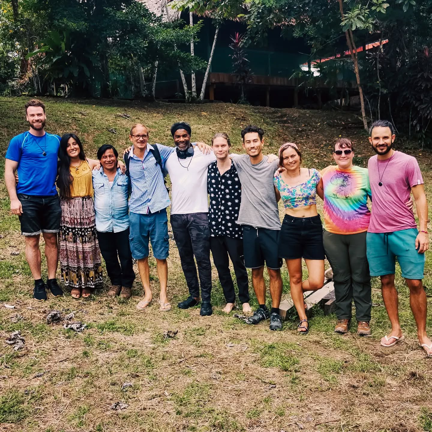 In healing yourself, you become a healer of others, you are healing the planet. Know that there are no more sacred work than this.
🙏🙏
Luz, paz y amor