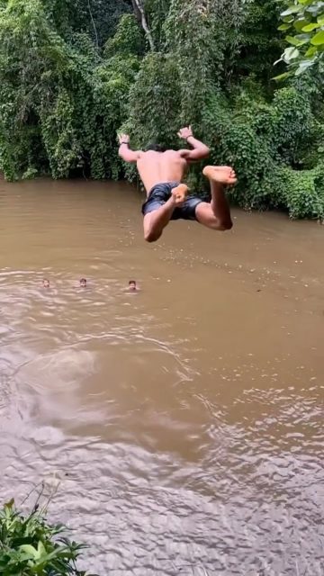 Ayahuasca medicina 
#ayahuasca #shamanism #lalunadelamazonas